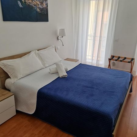 Mare Fuori B&B Салерно Экстерьер фото