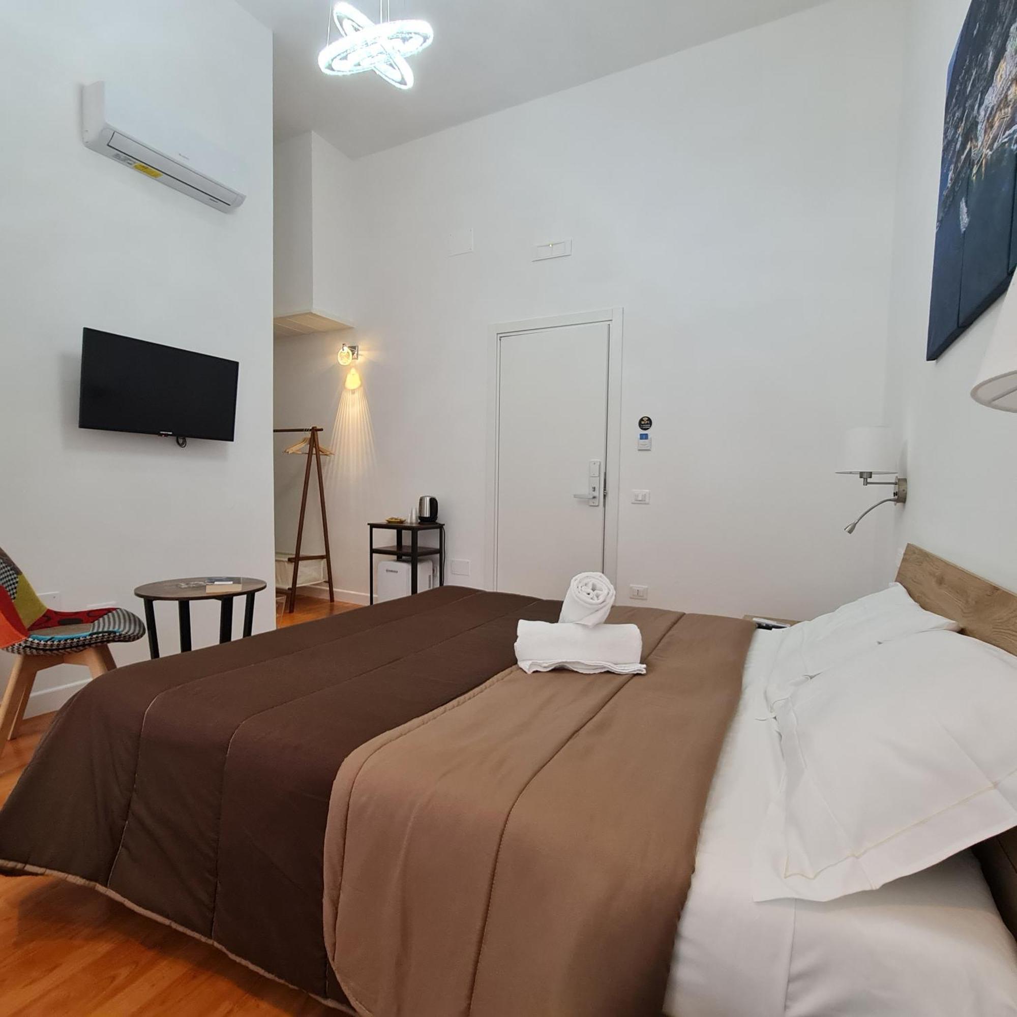 Mare Fuori B&B Салерно Экстерьер фото