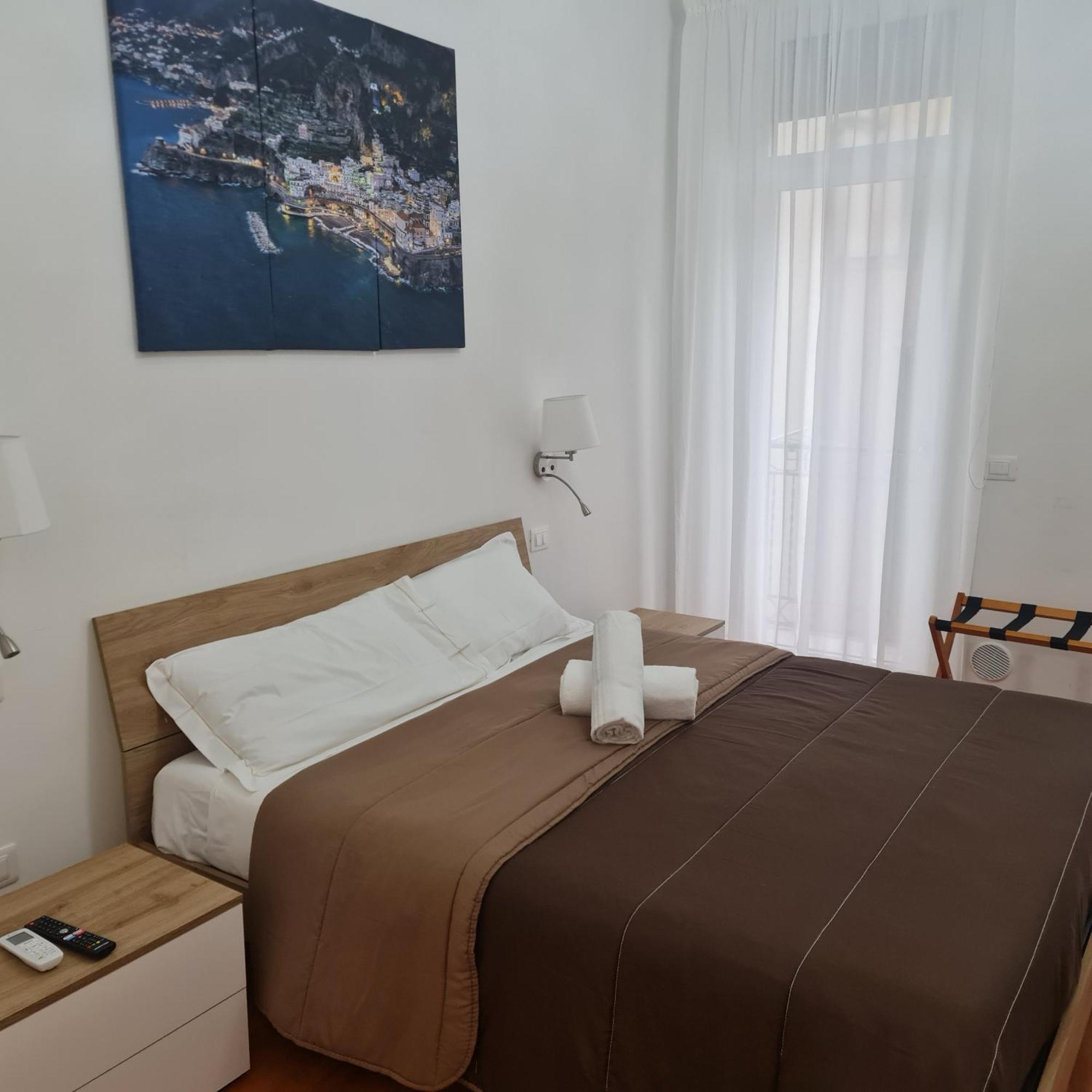 Mare Fuori B&B Салерно Экстерьер фото